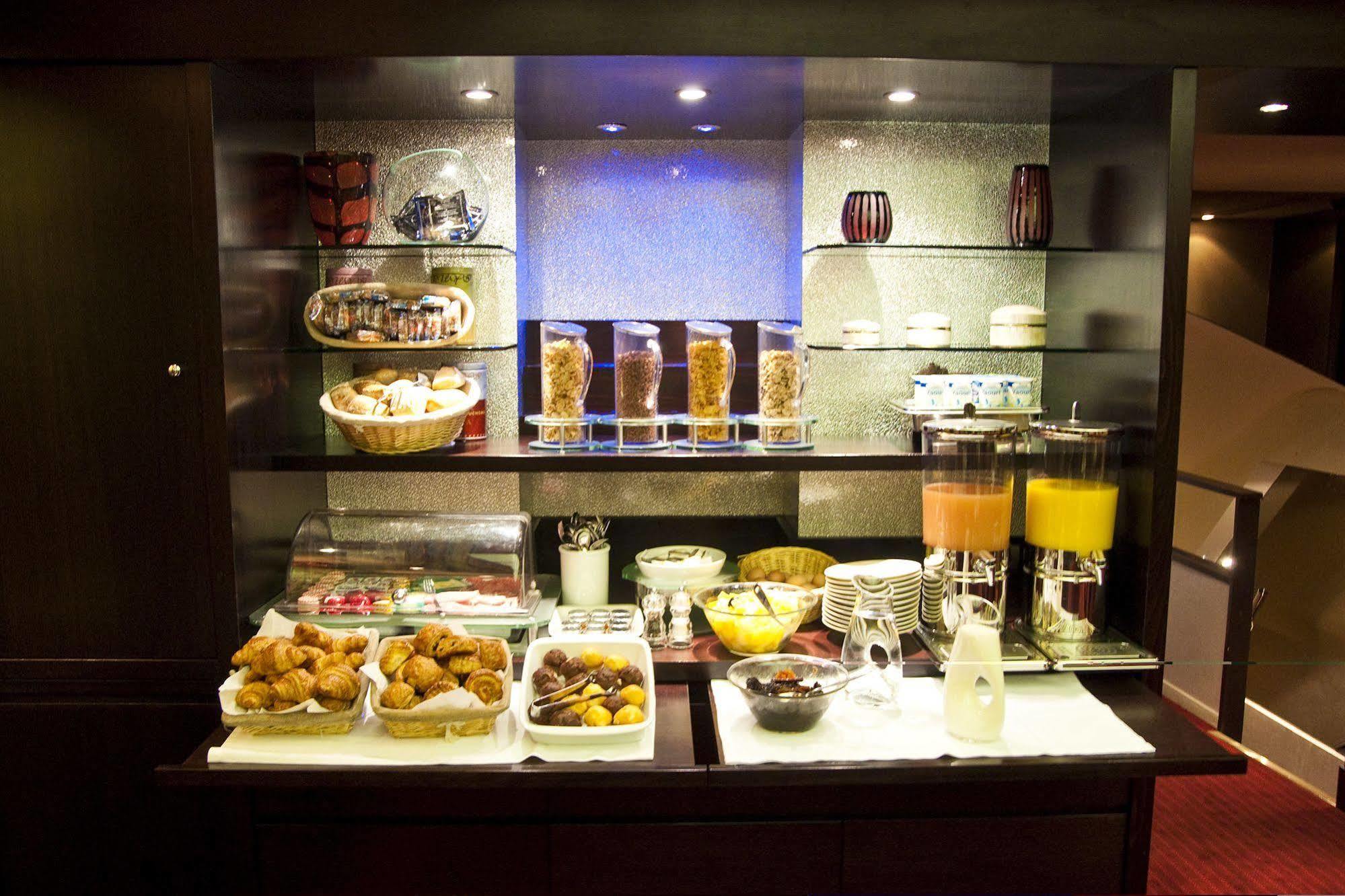 Courcelles Etoile Hotel Paris Restaurant billede